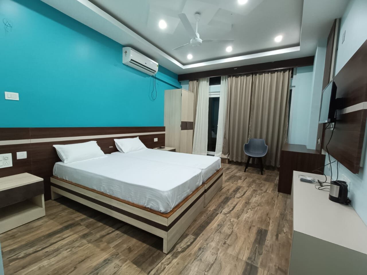 River King City Palace