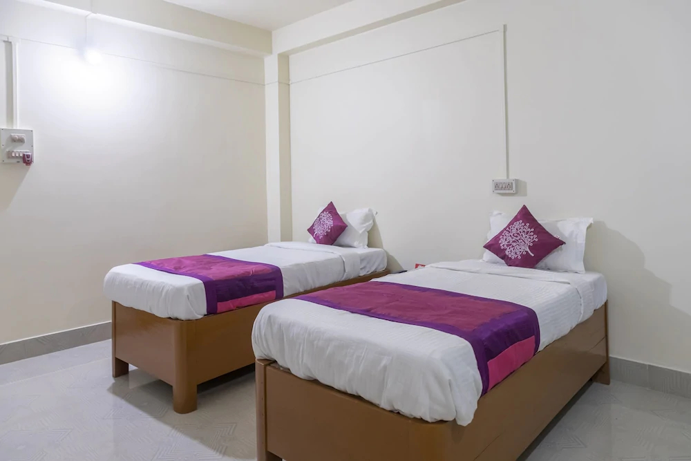 Shree Krishna Guest House By OYO Rooms