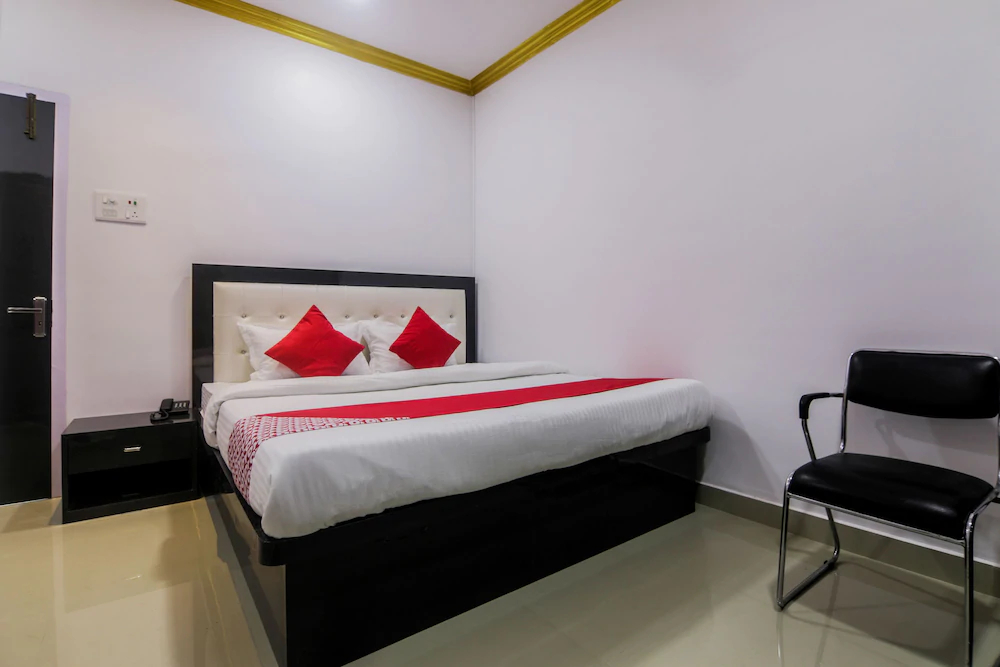 Travellers Nest by OYO Rooms
