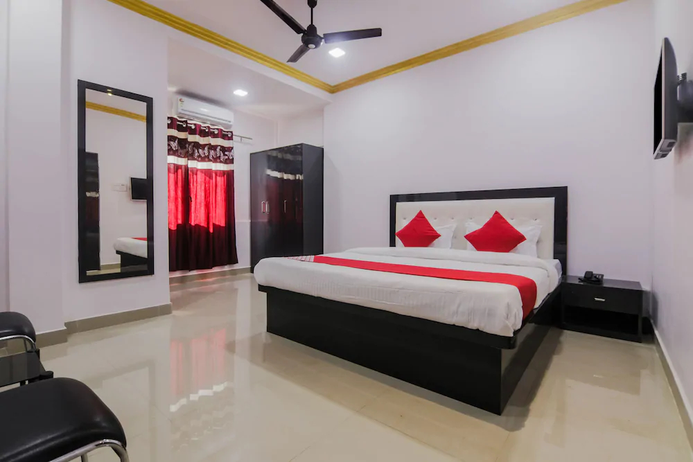 Travellers Nest by OYO Rooms
