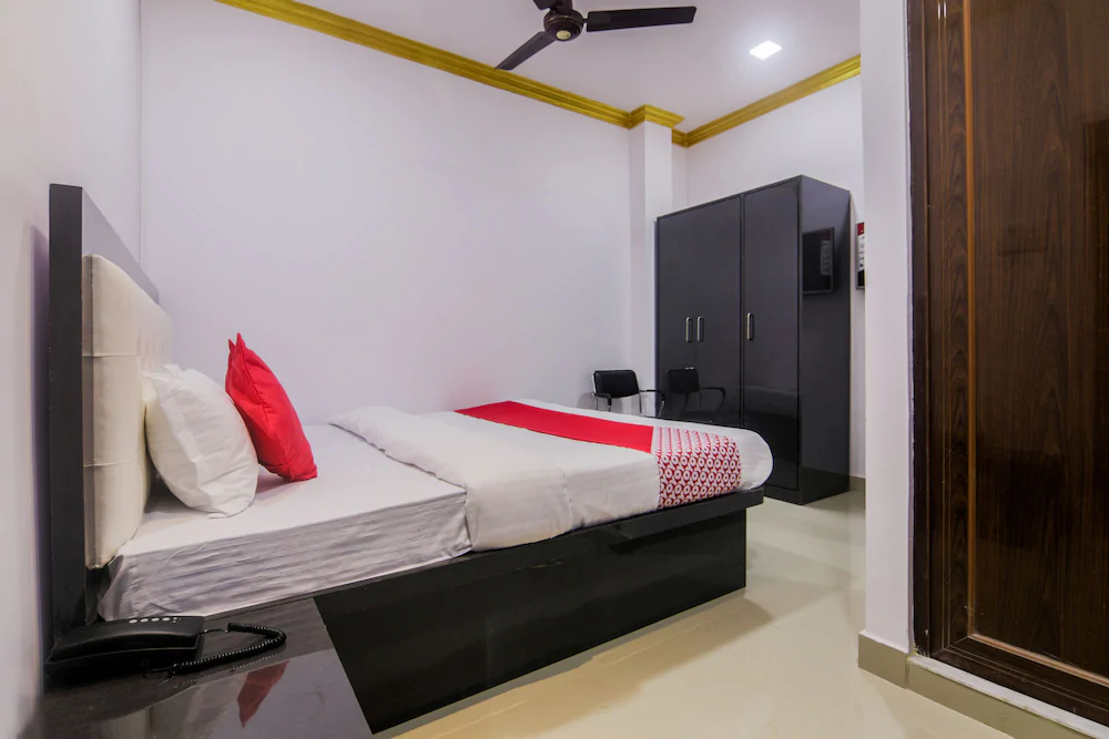 Travellers Nest by OYO Rooms