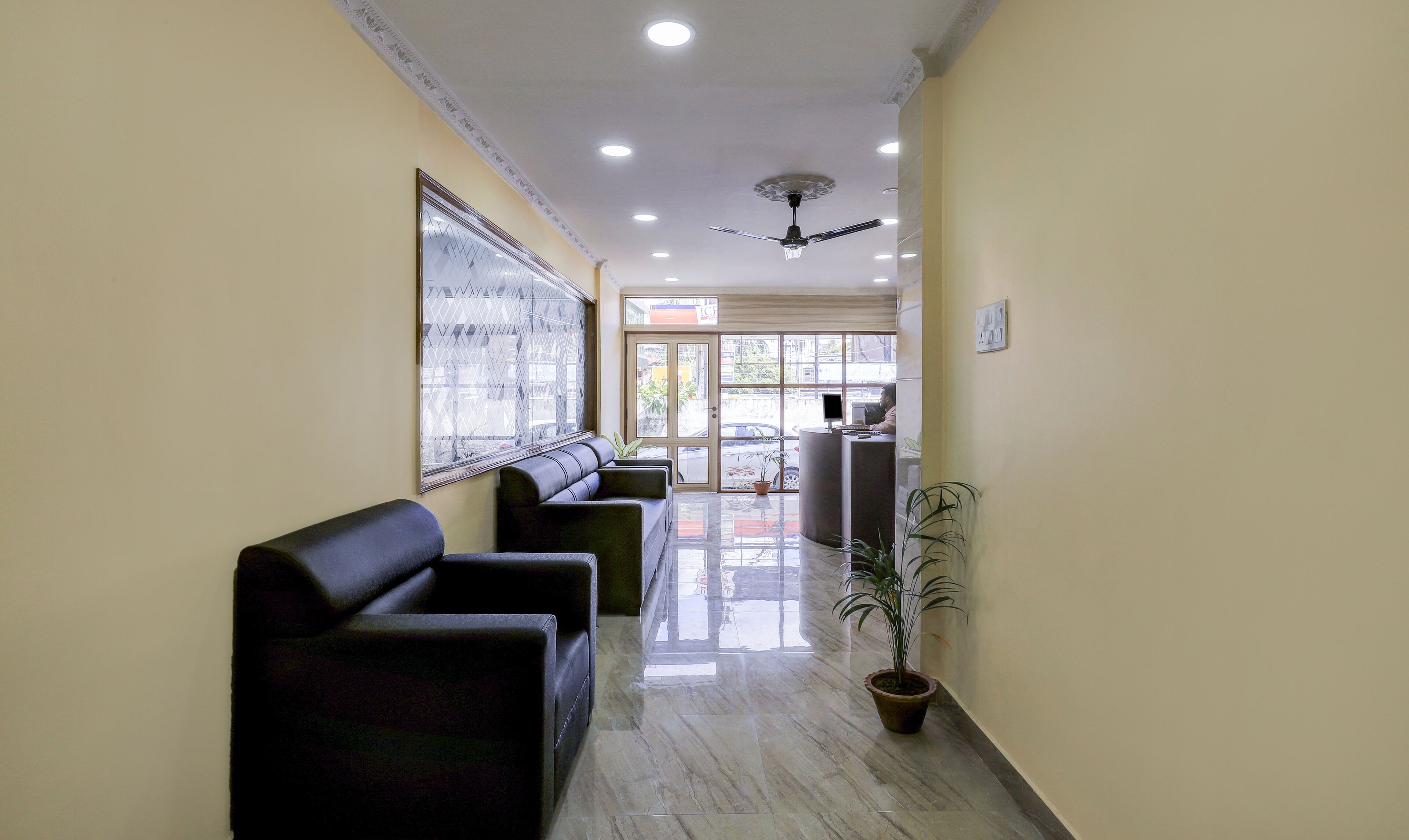 Treebo Trend Bora's Inn