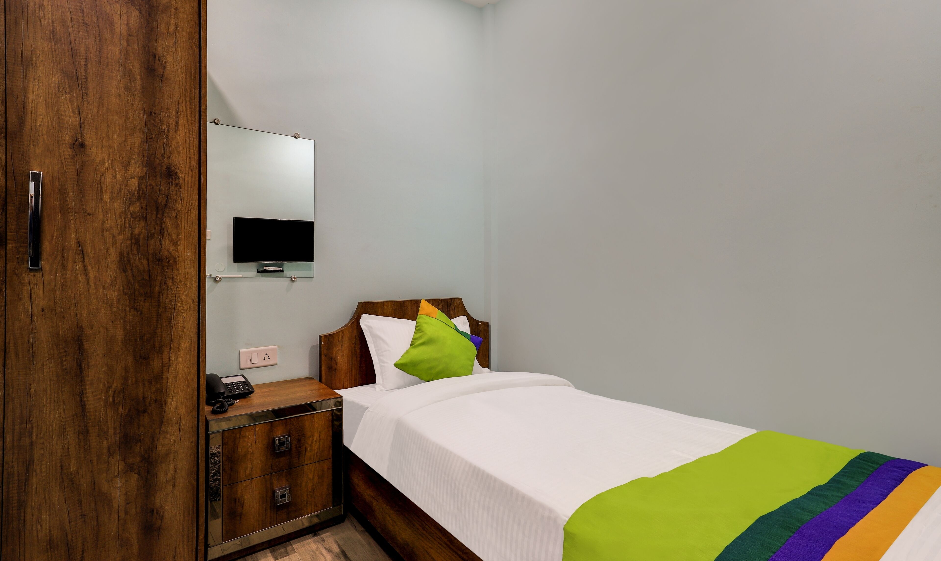 Treebo Trend Bora's Inn