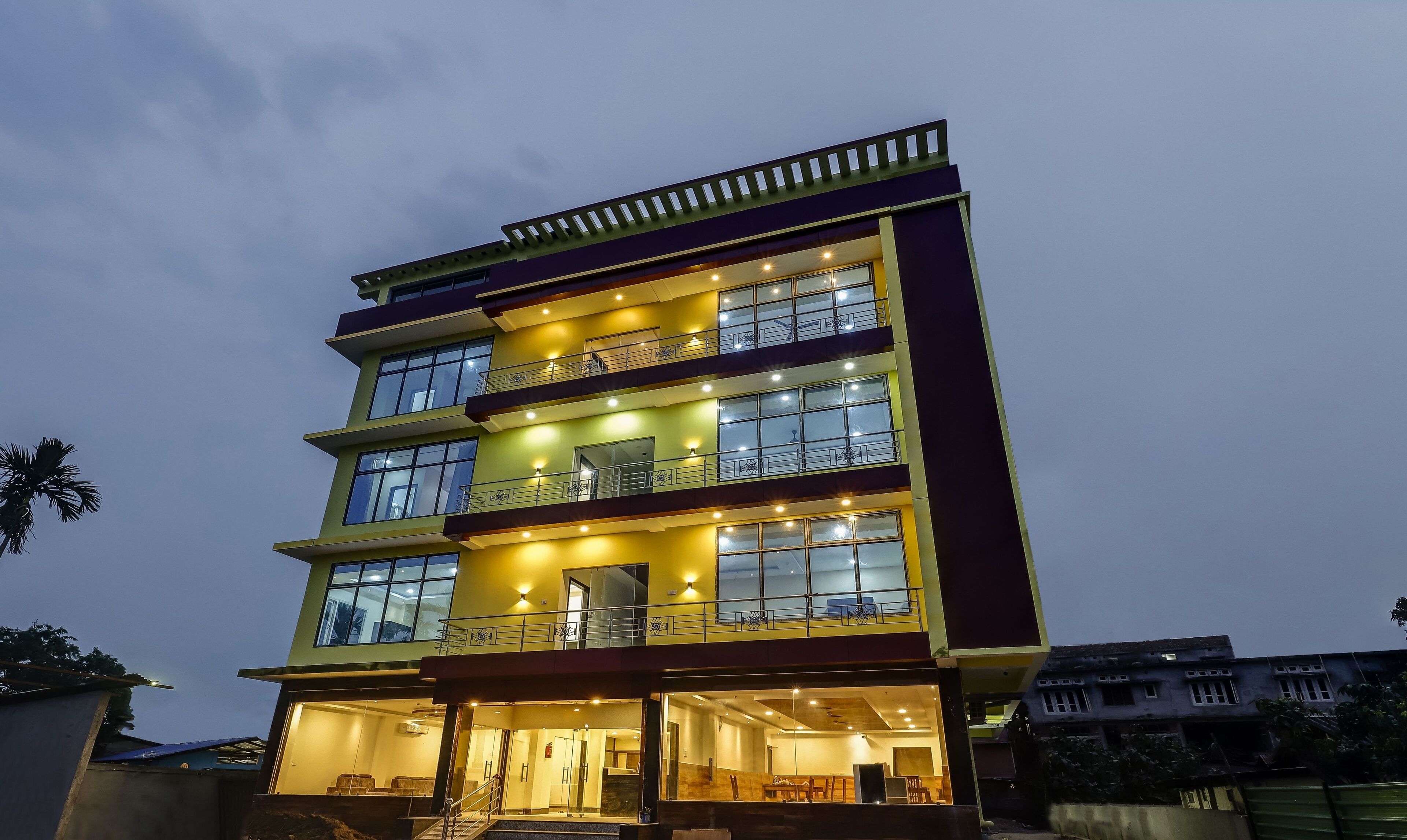 Treebo Trend Hotel Mobi