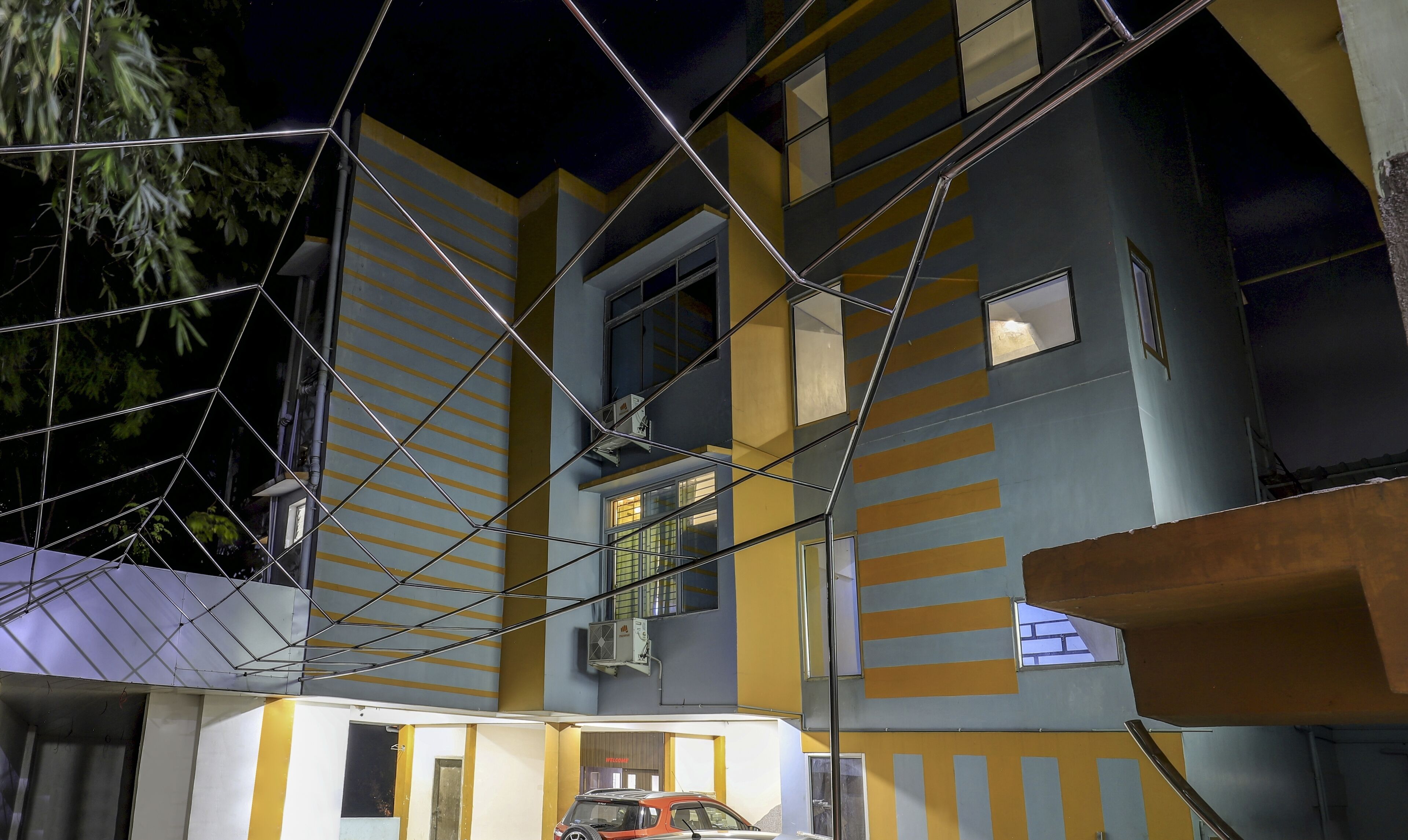 Treebo Trip Om Regency