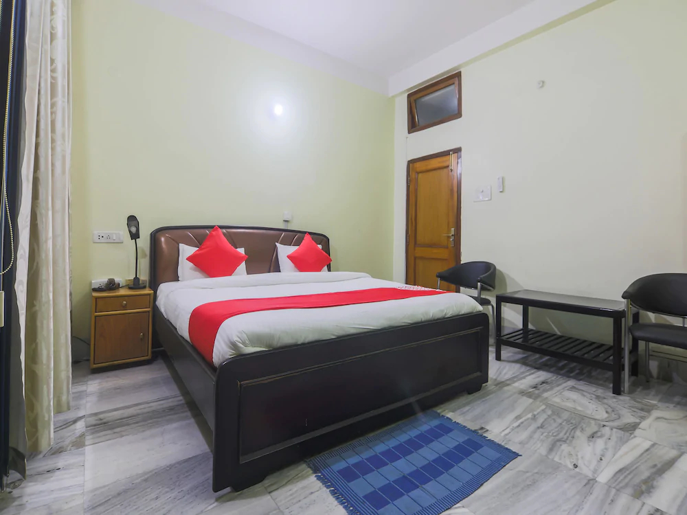 Baruah's Guest House By OYO Rooms