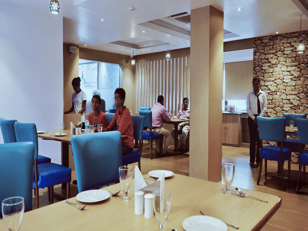 Hotel Gulmohar Grand