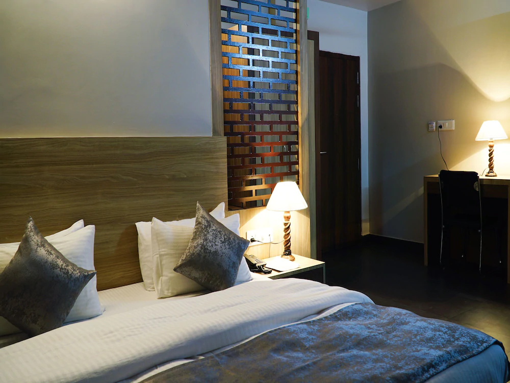 Hotel Gulmohar Grand
