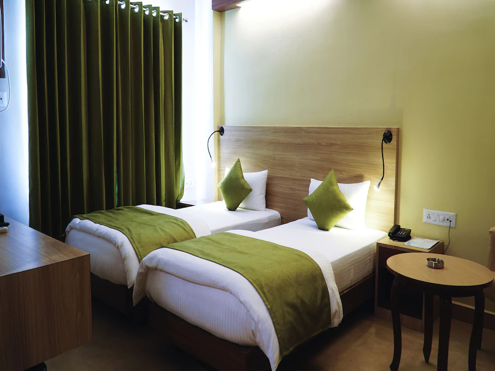 Hotel Gulmohar Grand