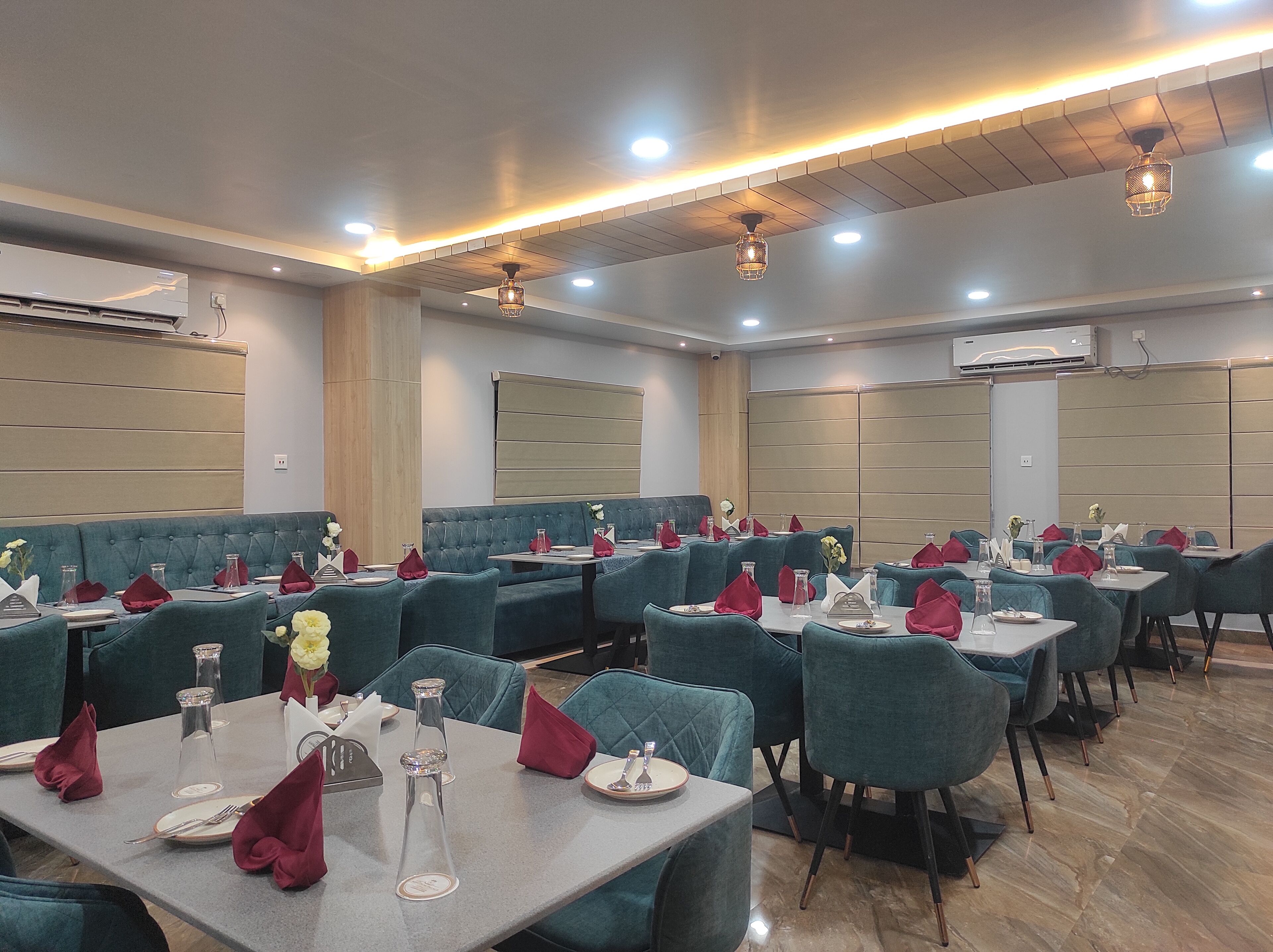 Hotel Kingdom Palace