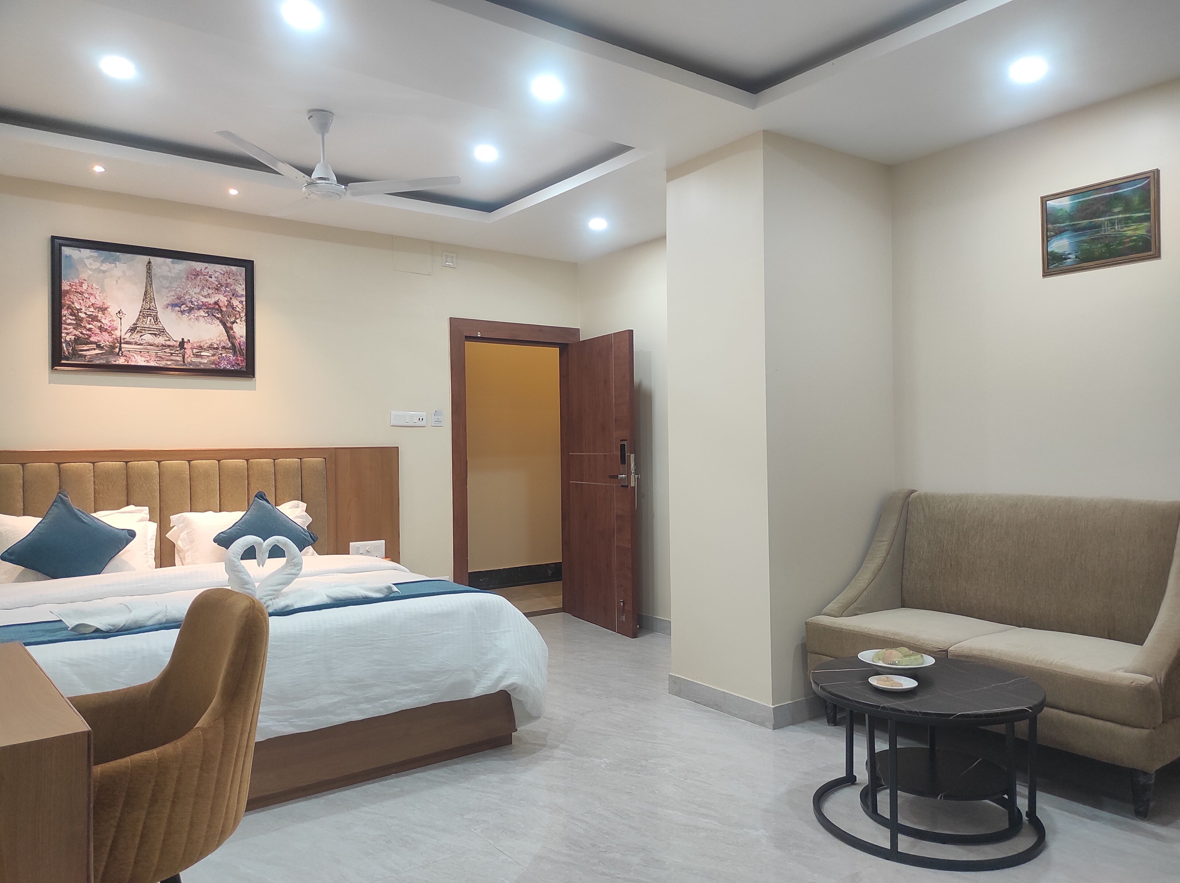 Hotel Kingdom Palace