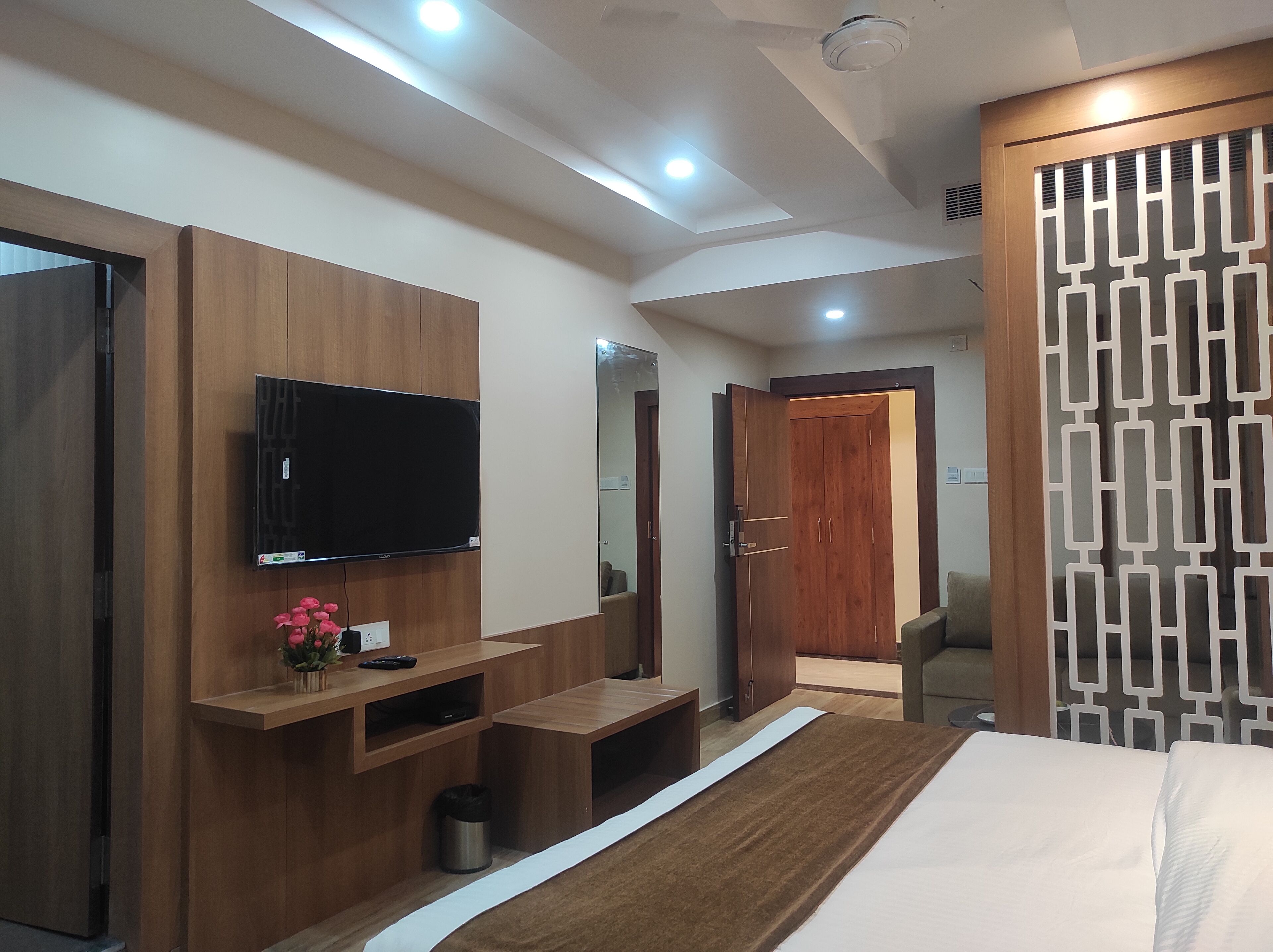 Hotel Kingdom Palace