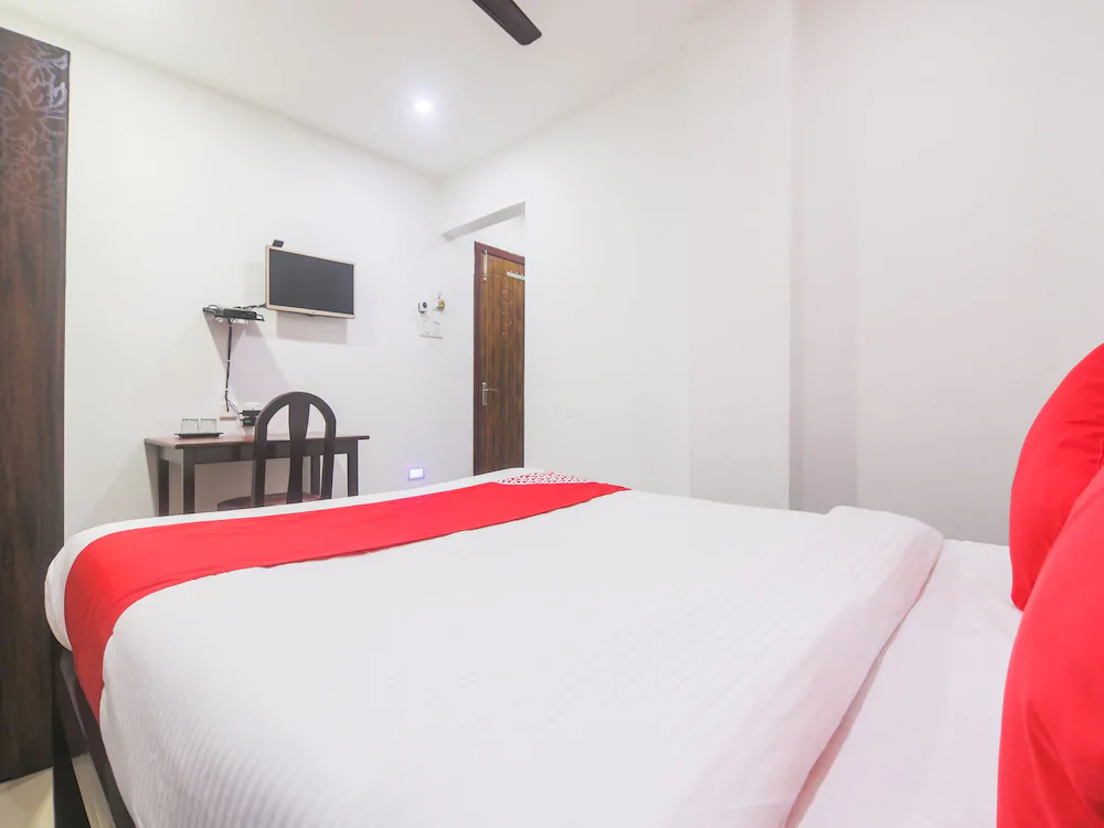 Labanya Holiday Home By OYO Rooms