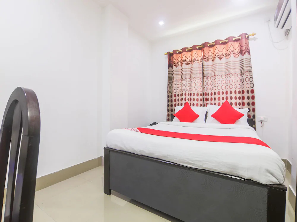Labanya Holiday Home By OYO Rooms