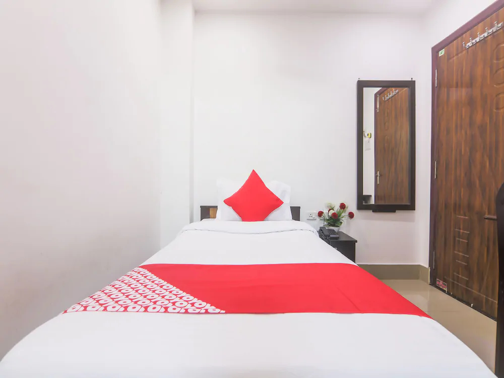 Labanya Holiday Home By OYO Rooms