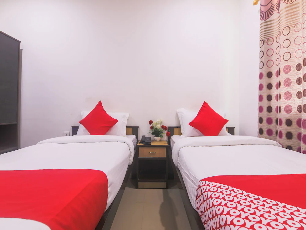 Labanya Holiday Home By OYO Rooms