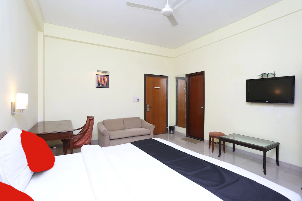 Hotel Highway by OYO Rooms