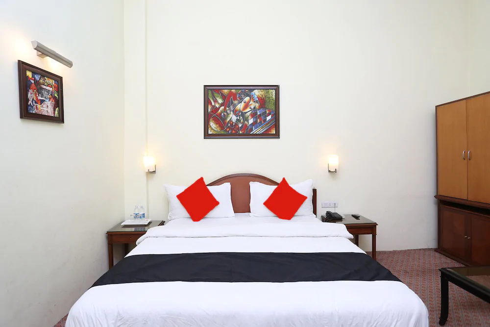 Hotel Highway by OYO Rooms