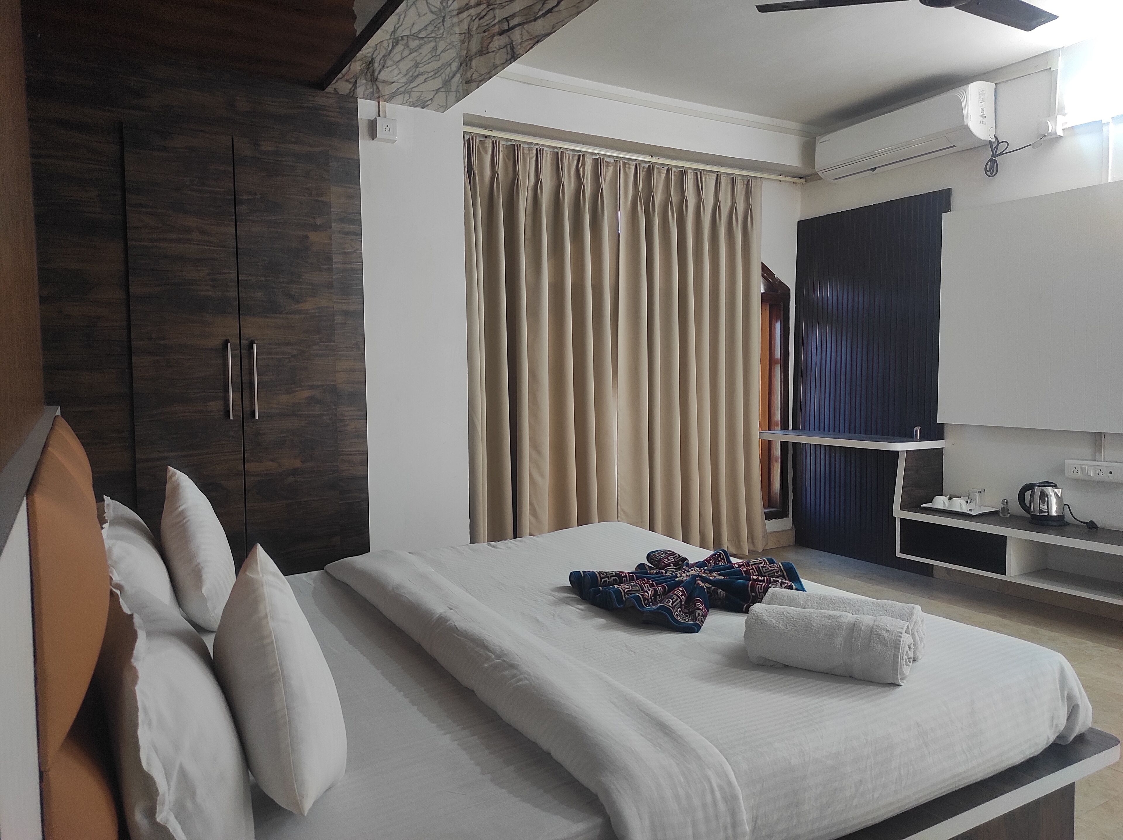 Hotel SG Hub Tower
