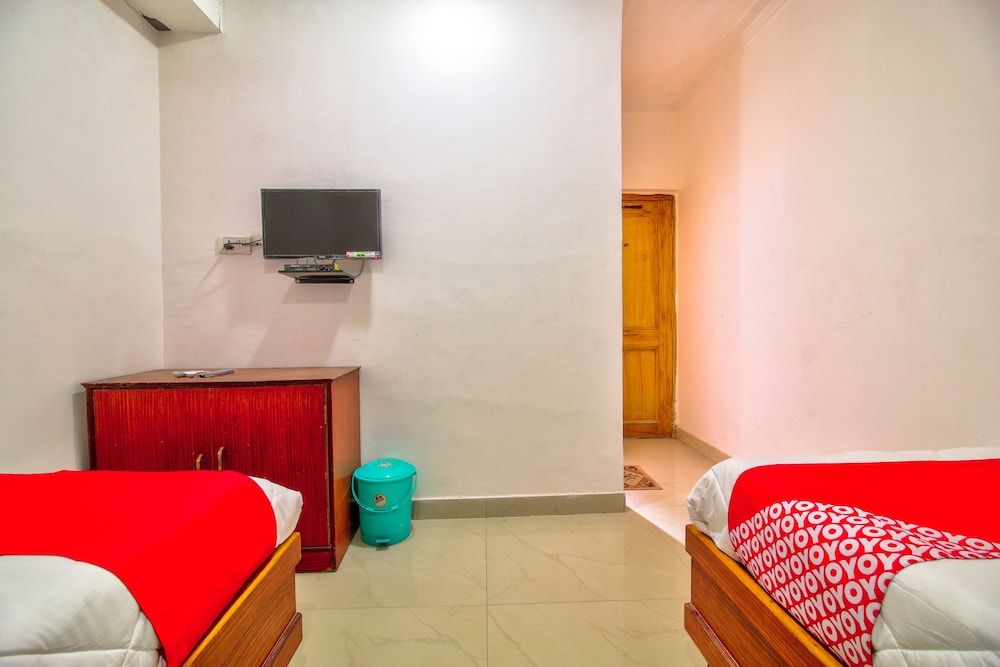 Hotel Embassy by OYO