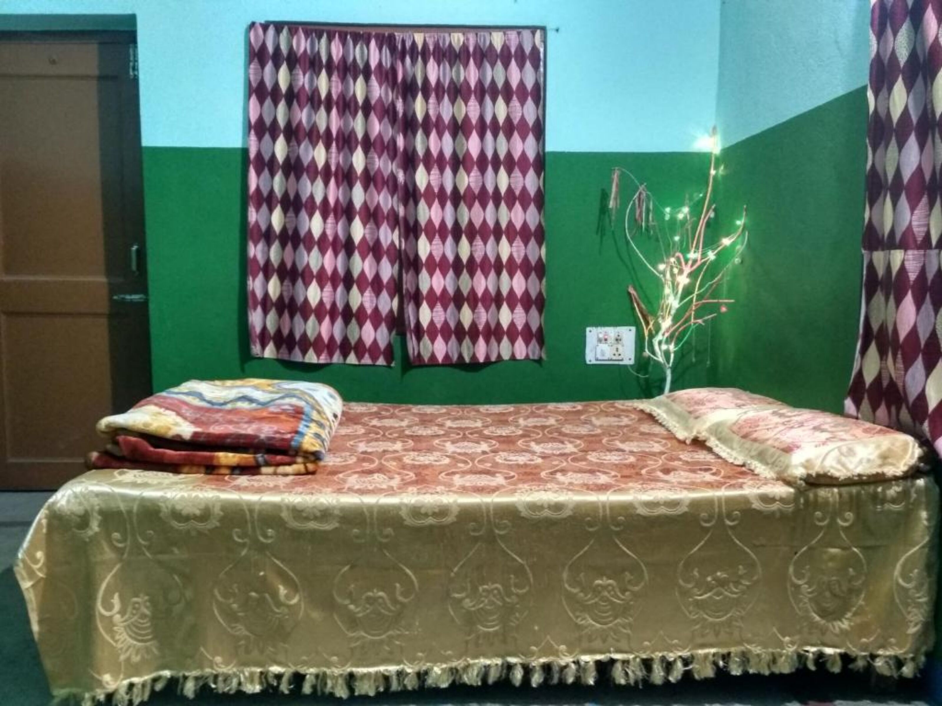 Goroomgo Ansari House Bodhgaya