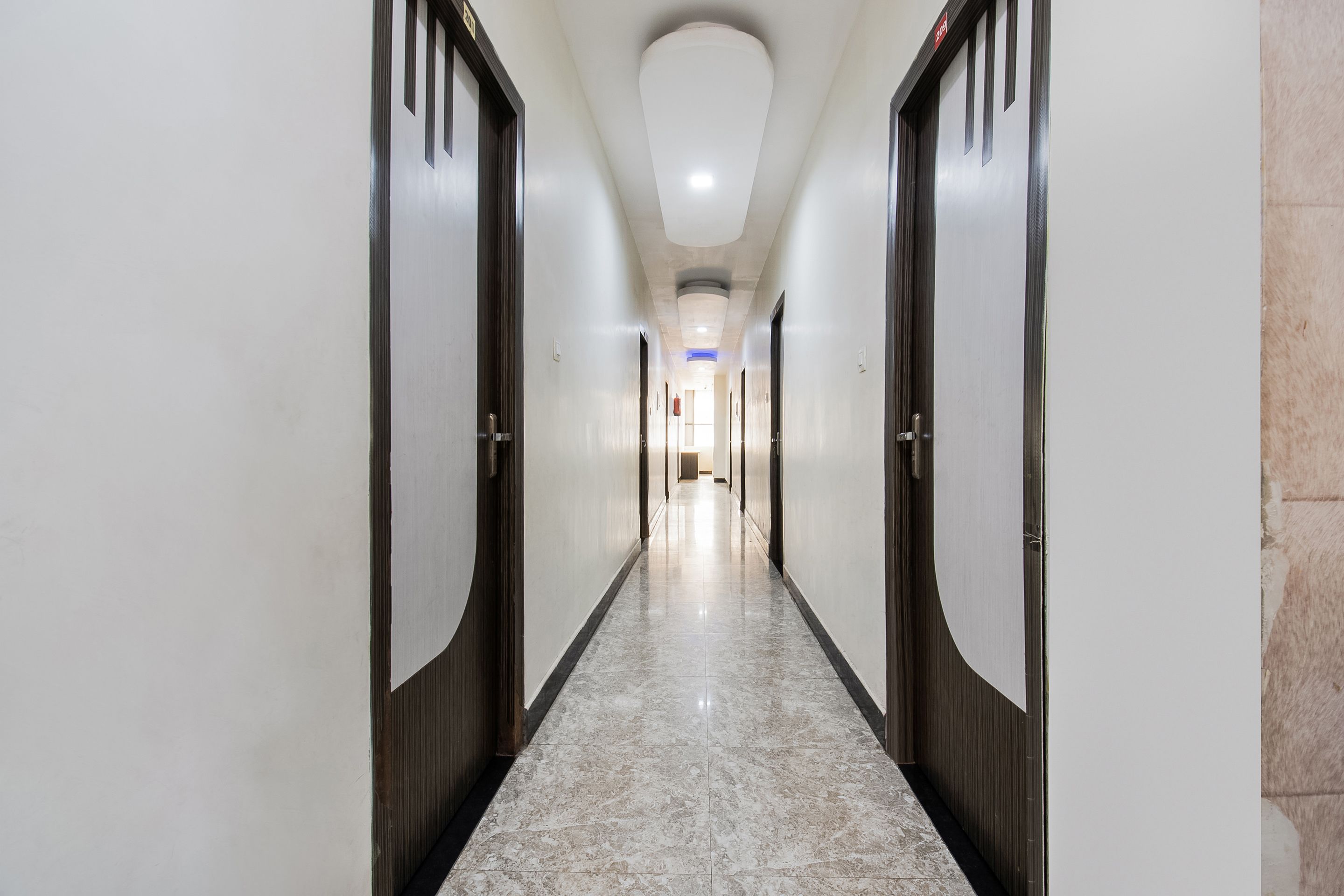 Hotel Aarav Plaza by OYO Rooms