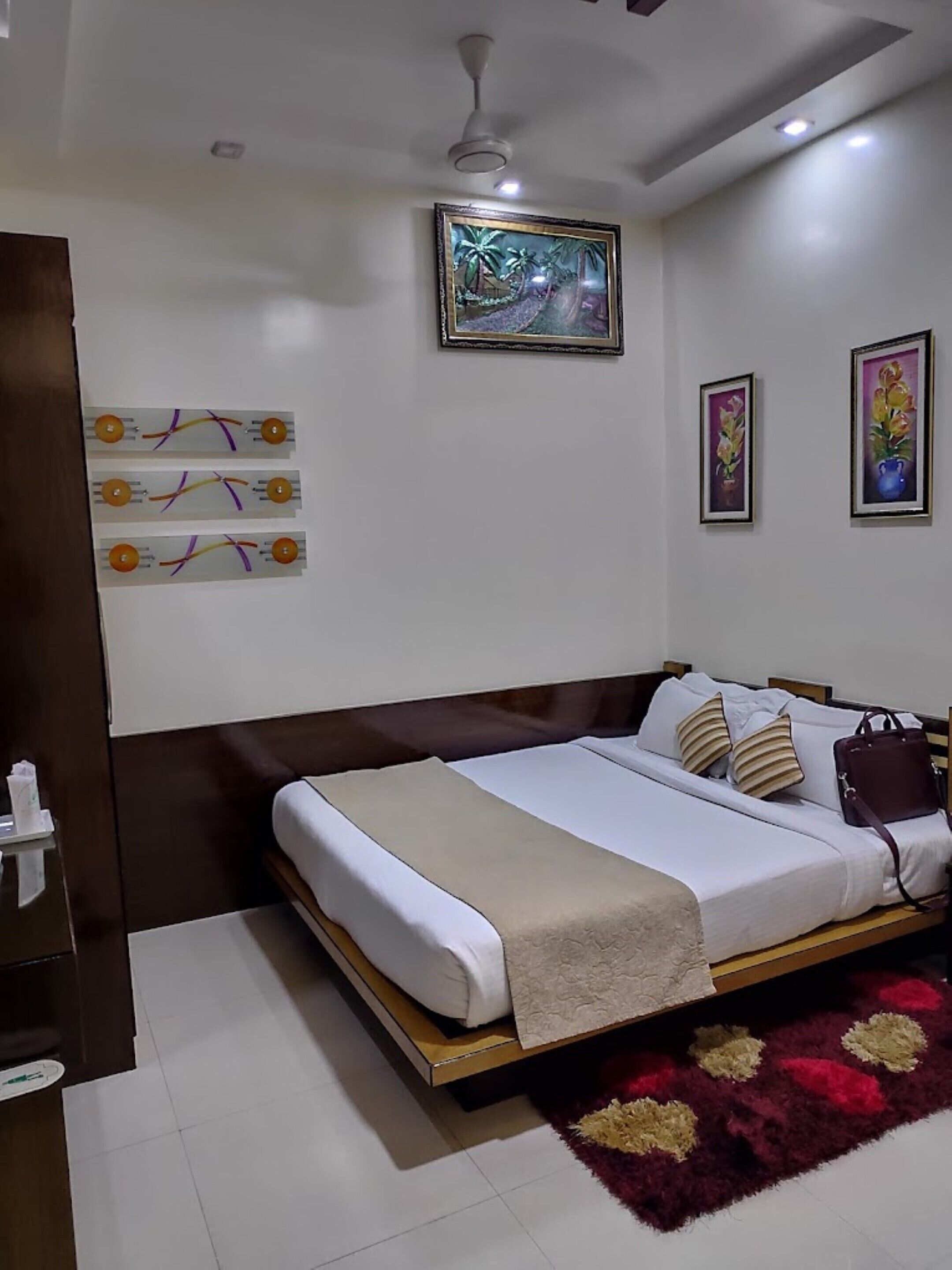 Hotel JK Residency