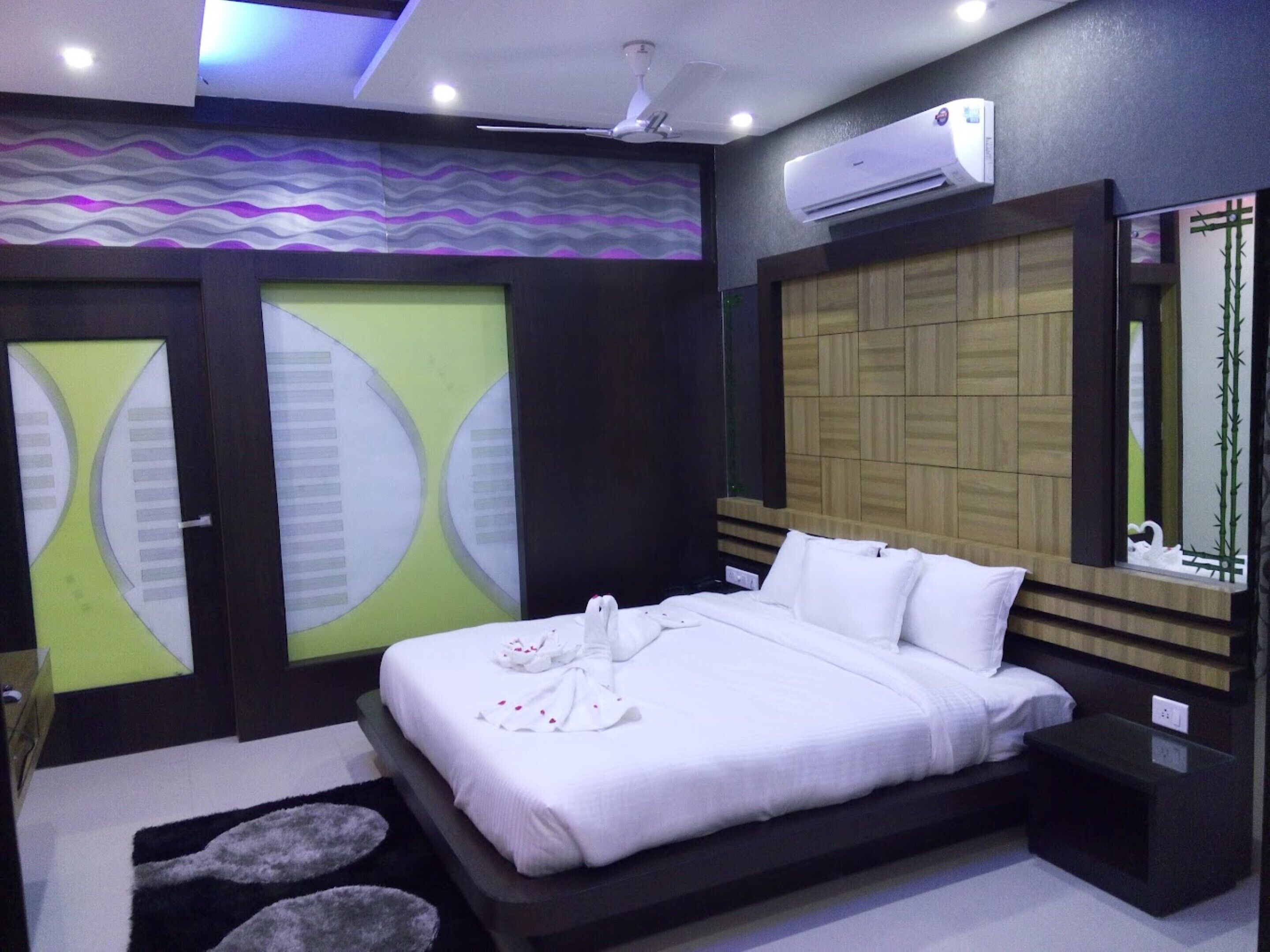 Hotel JK Residency
