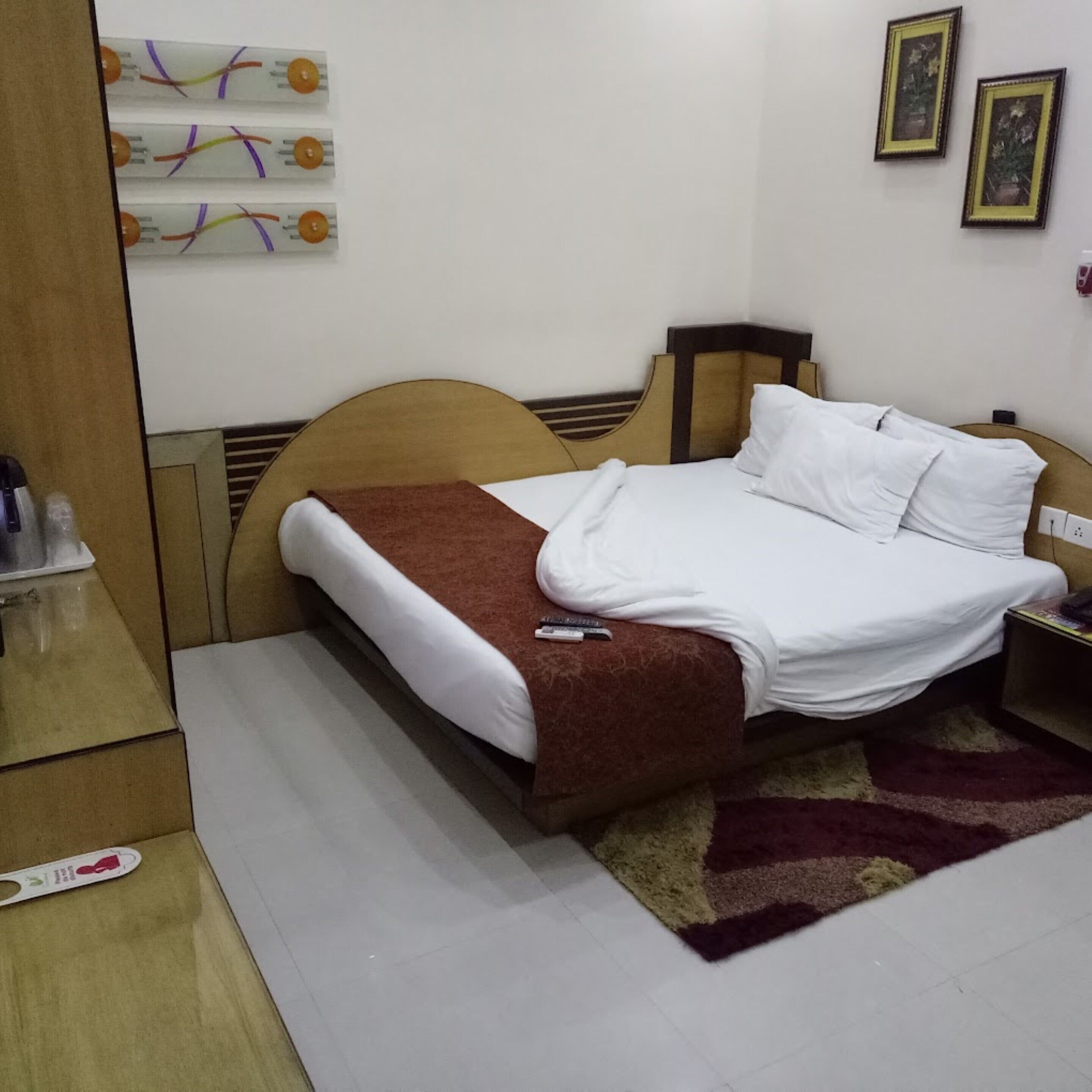 Hotel JK Residency