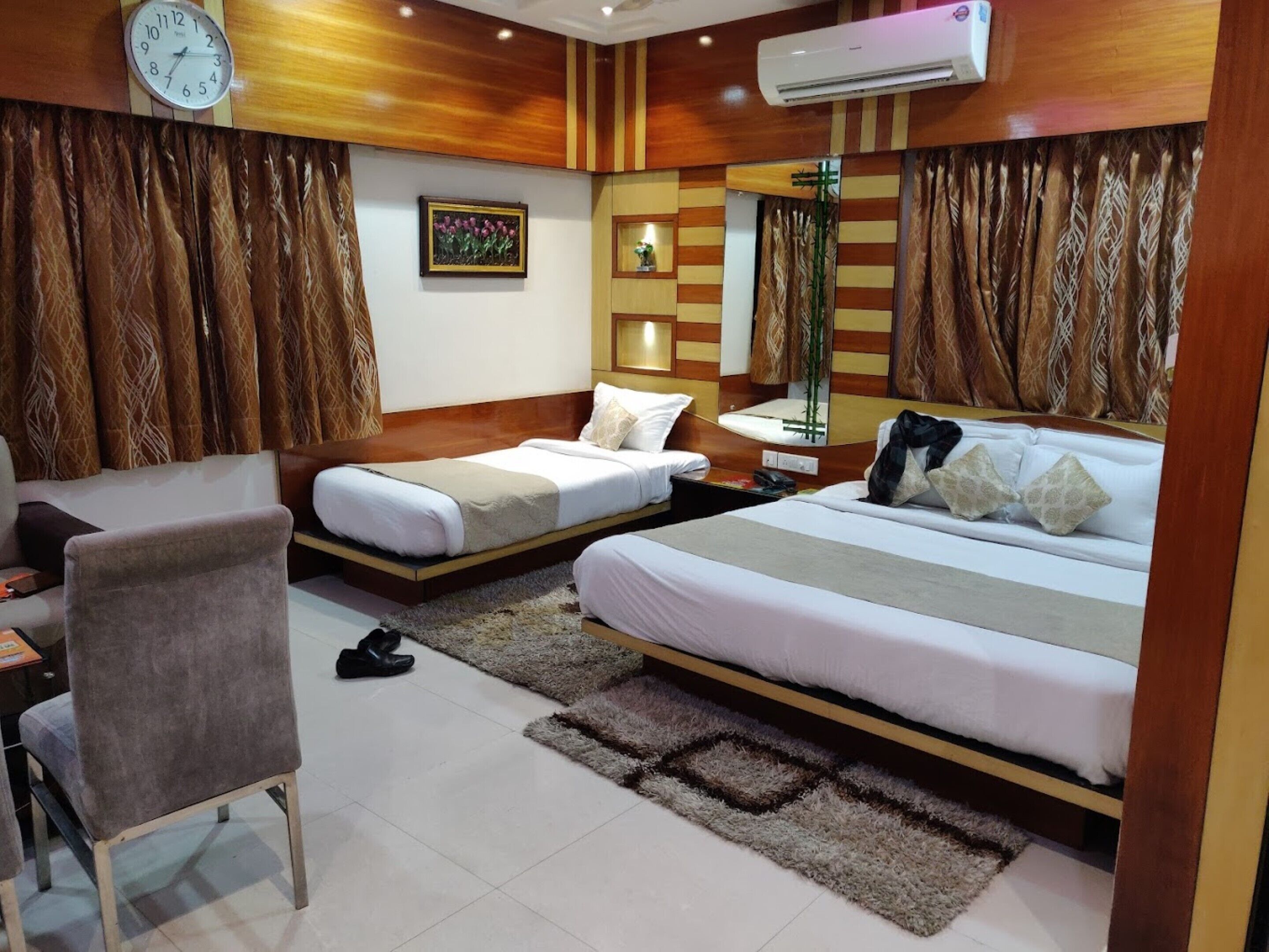 Hotel JK Residency