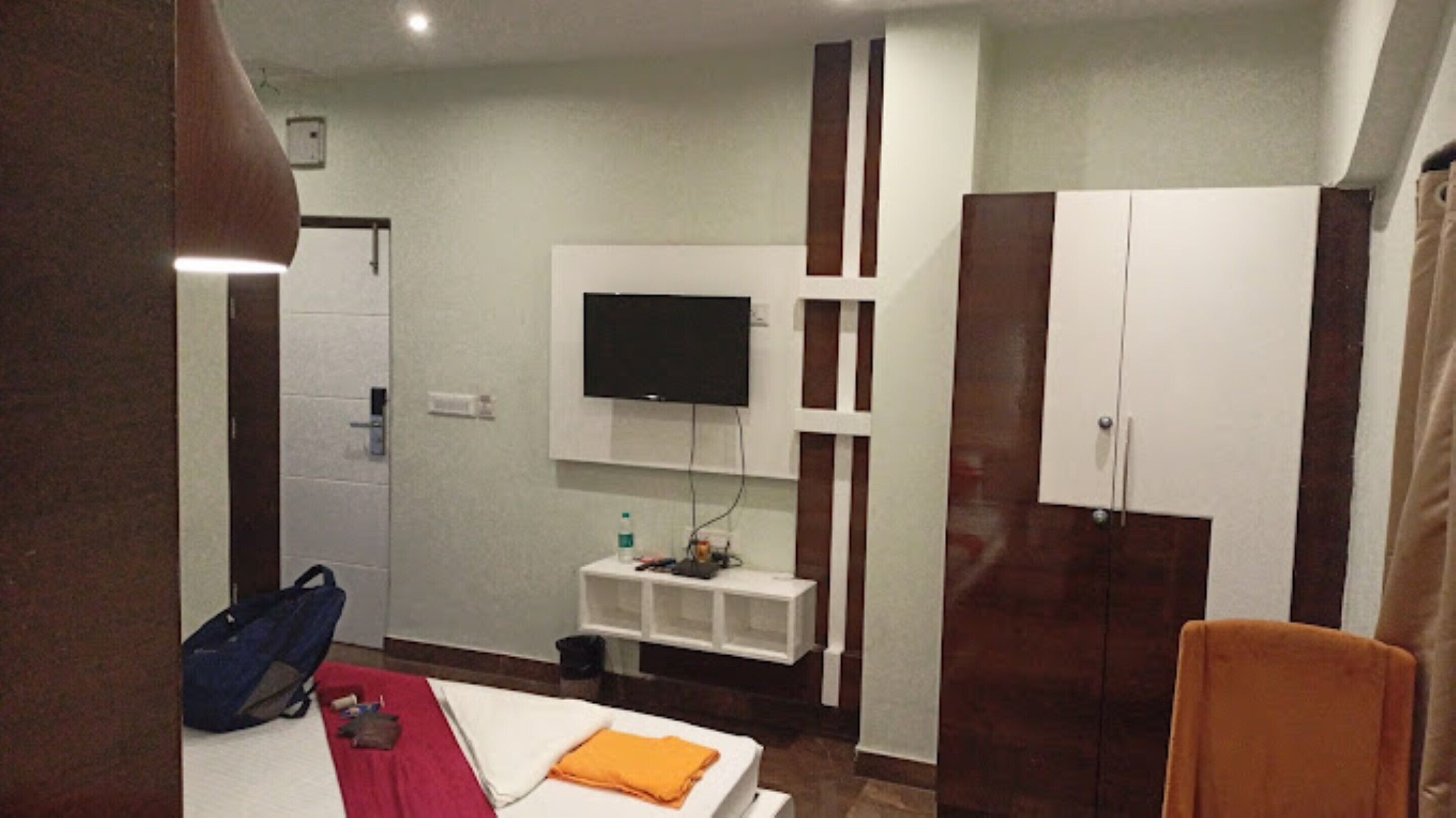 Hotel Kailash Tower