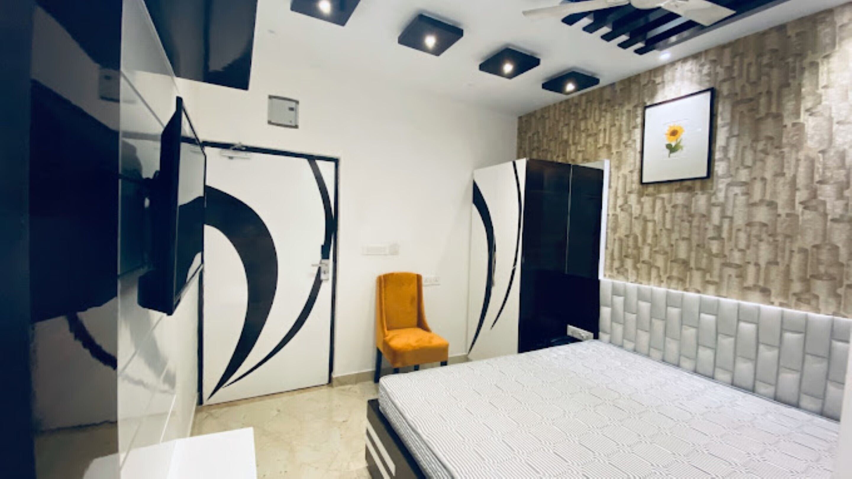 Hotel Kailash Tower