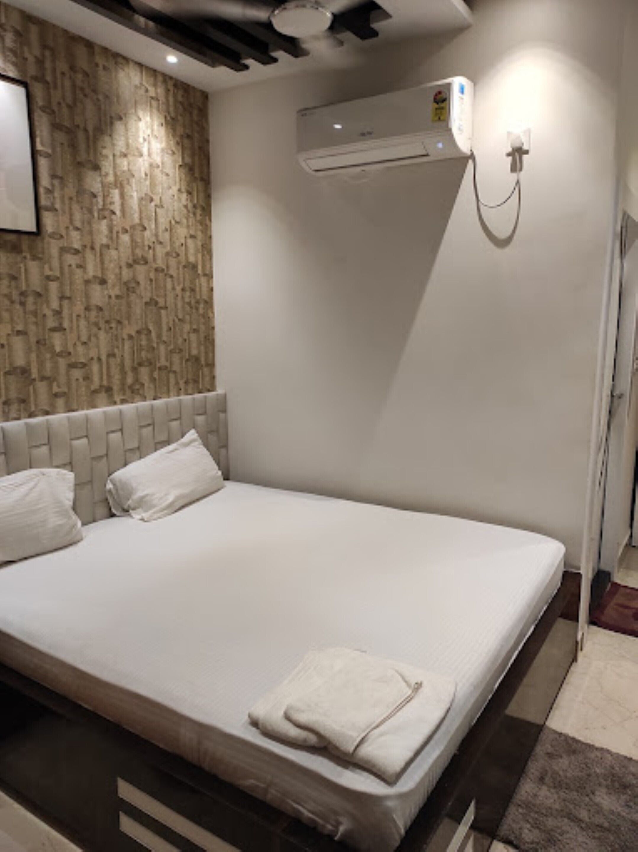 Hotel Kailash Tower
