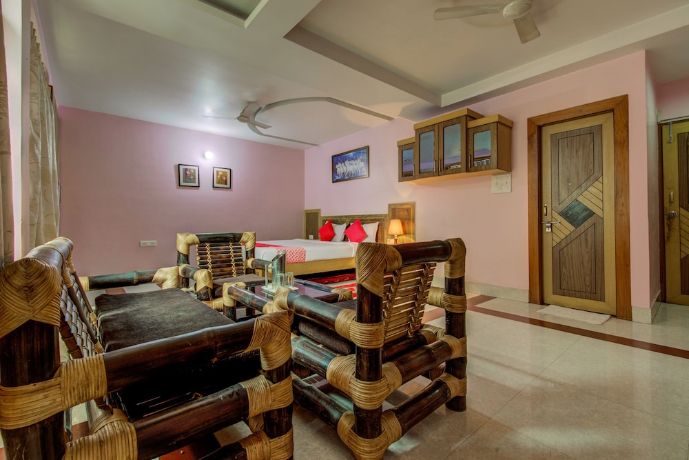 Apartment Hotel Imperia Inn By OYO Rooms