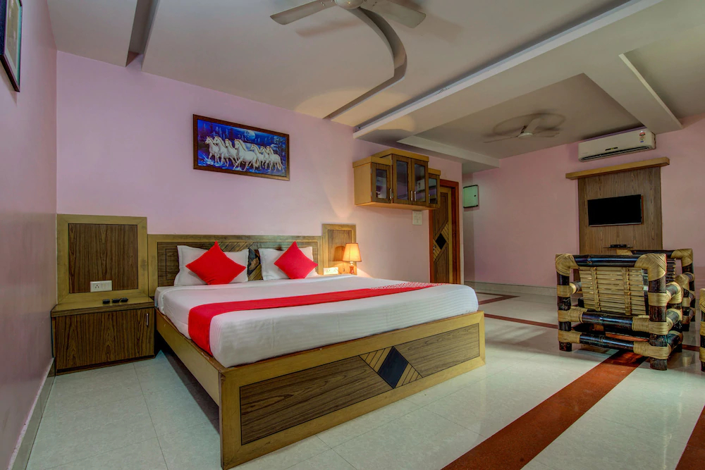 Apartment Hotel Imperia Inn By OYO Rooms