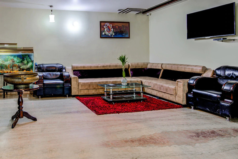 Apartment Hotel Imperia Inn By OYO Rooms