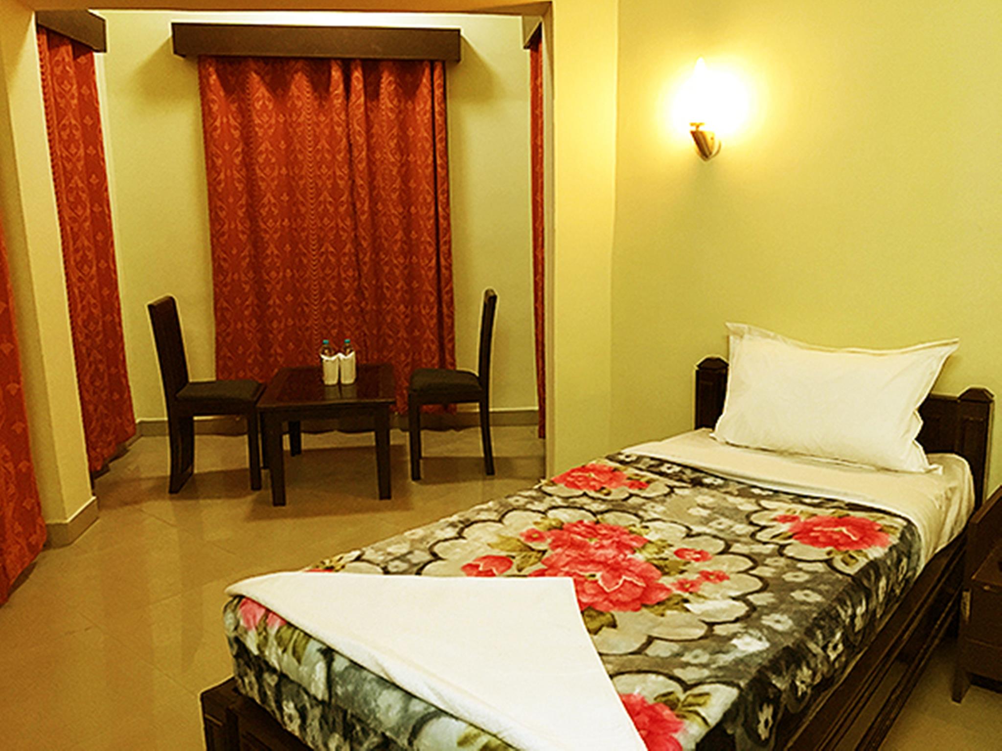 Hotel Amprapali Vihar