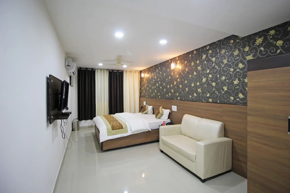 Hotel Grand Celebration By OYO Rooms