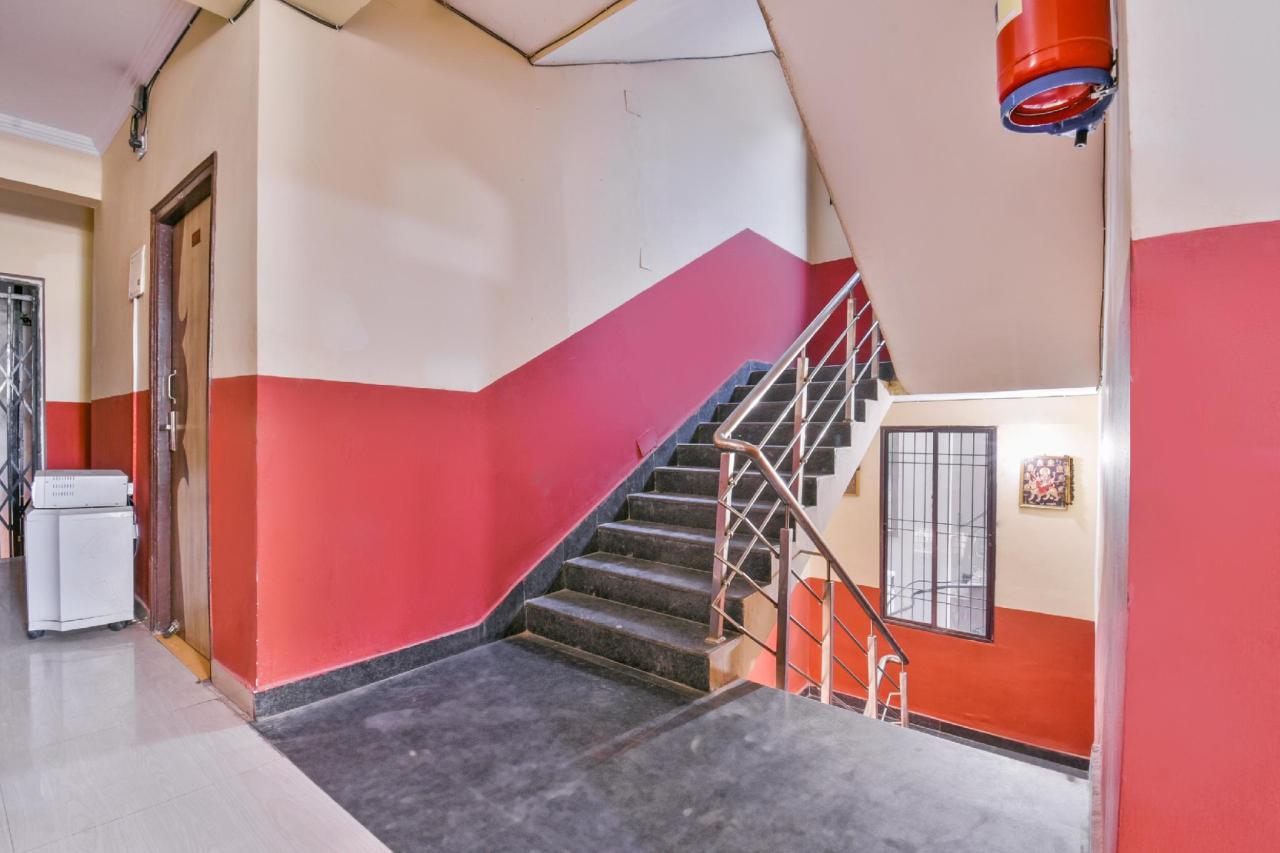 Hotel Happy Journey by OYO Rooms