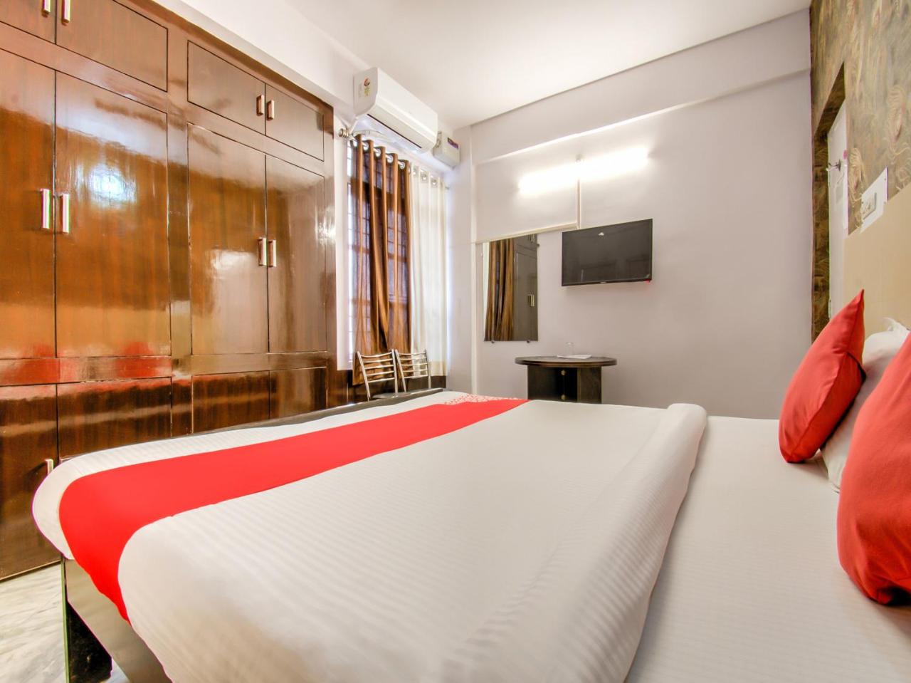 Hotel Kamini by OYO Rooms