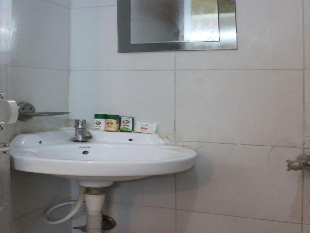 Hotel Lord Shiva by OYO