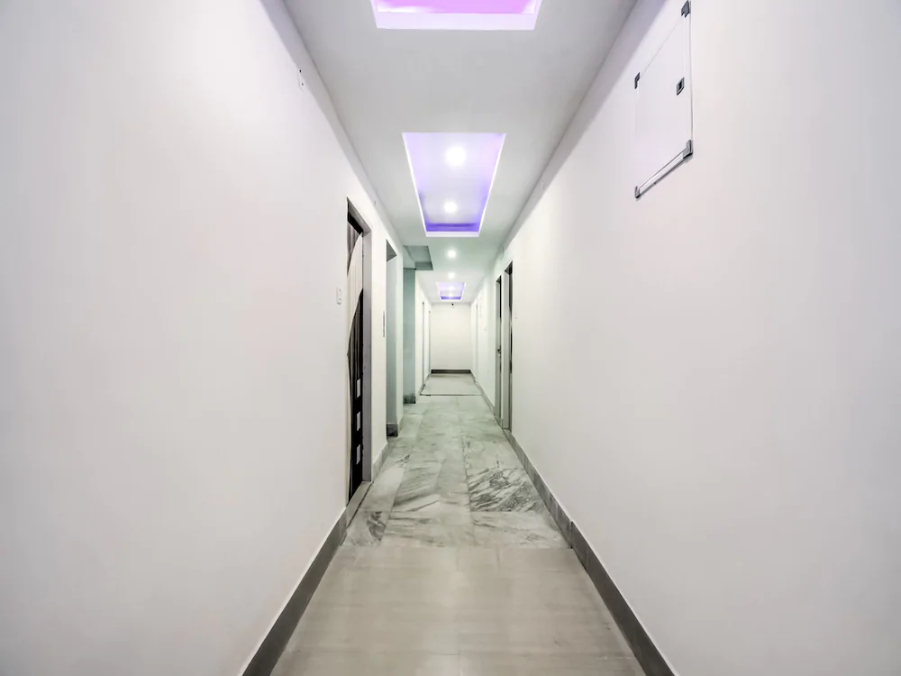 Hotel Mega Royal By OYO Rooms