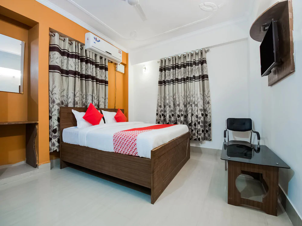 Hotel Mega Royal By OYO Rooms