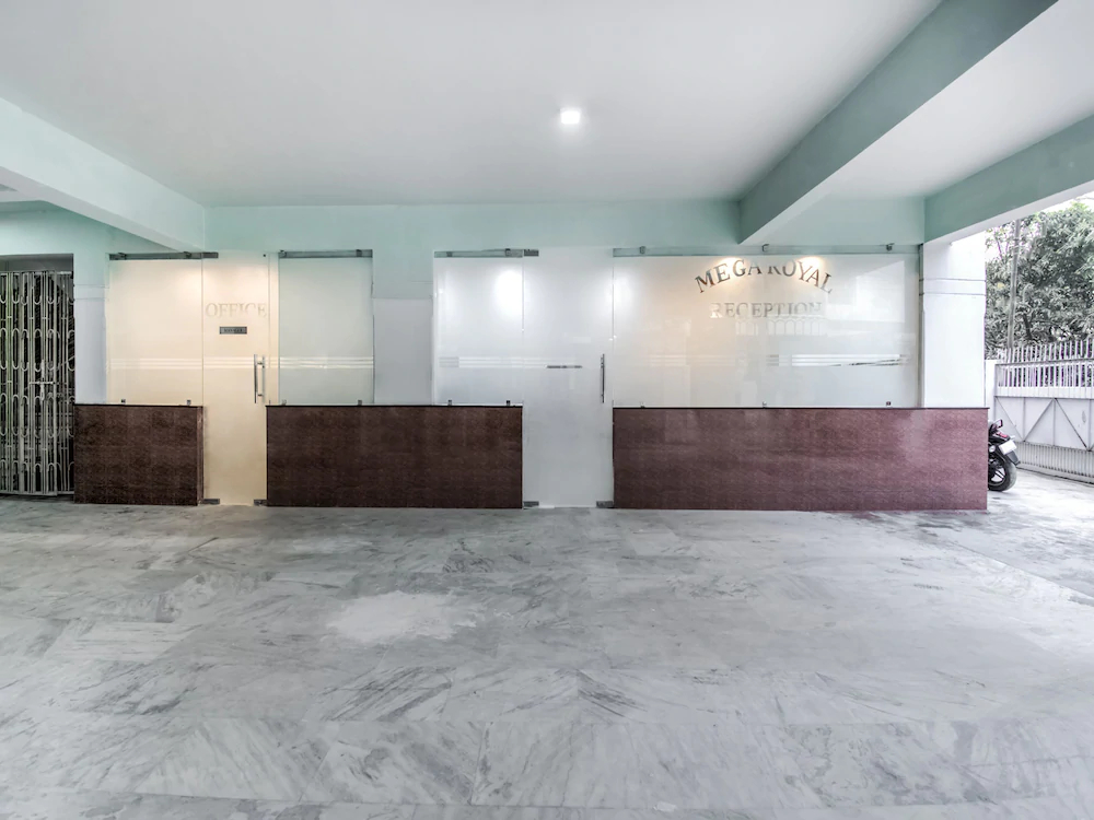 Hotel Mega Royal By OYO Rooms