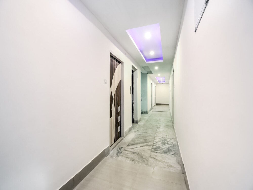 Hotel Mega Royal By OYO Rooms