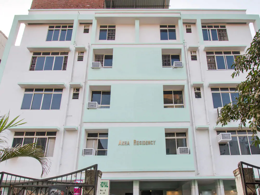 Hotel Mega Royal By OYO Rooms