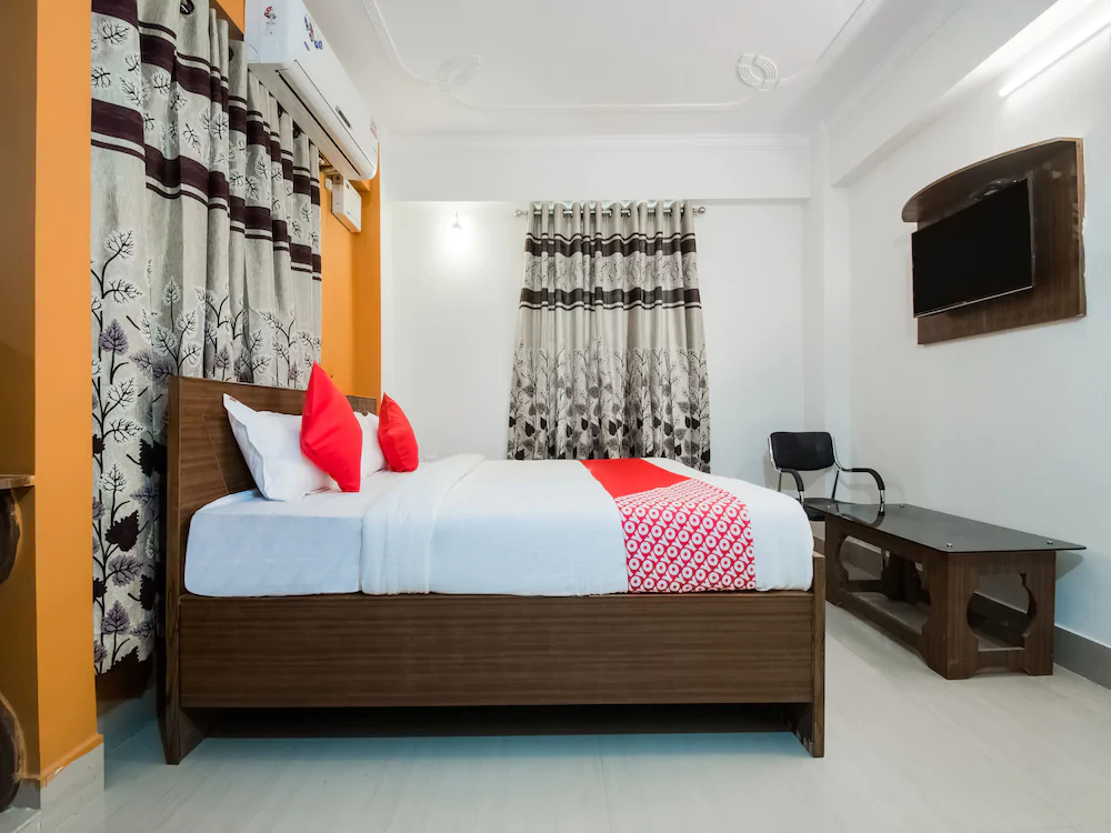 Hotel Mega Royal By OYO Rooms