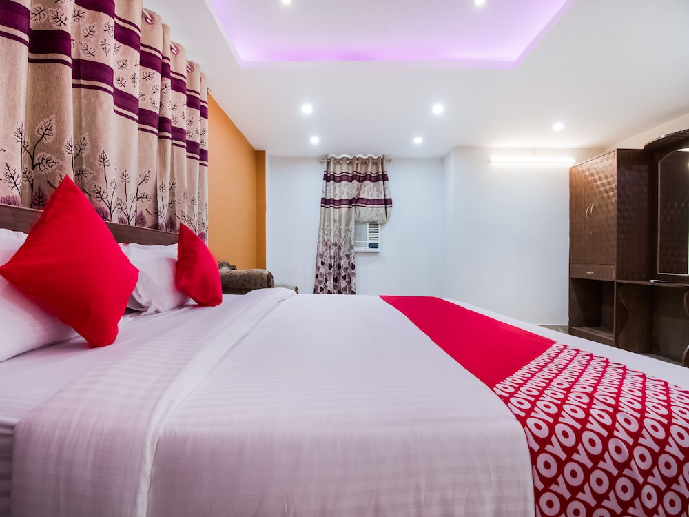 Hotel Mega Royal By OYO Rooms