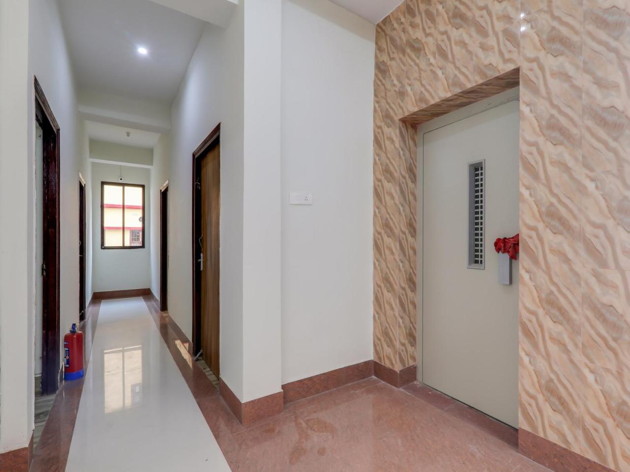 Hotel Navya Grand by OYO Rooms