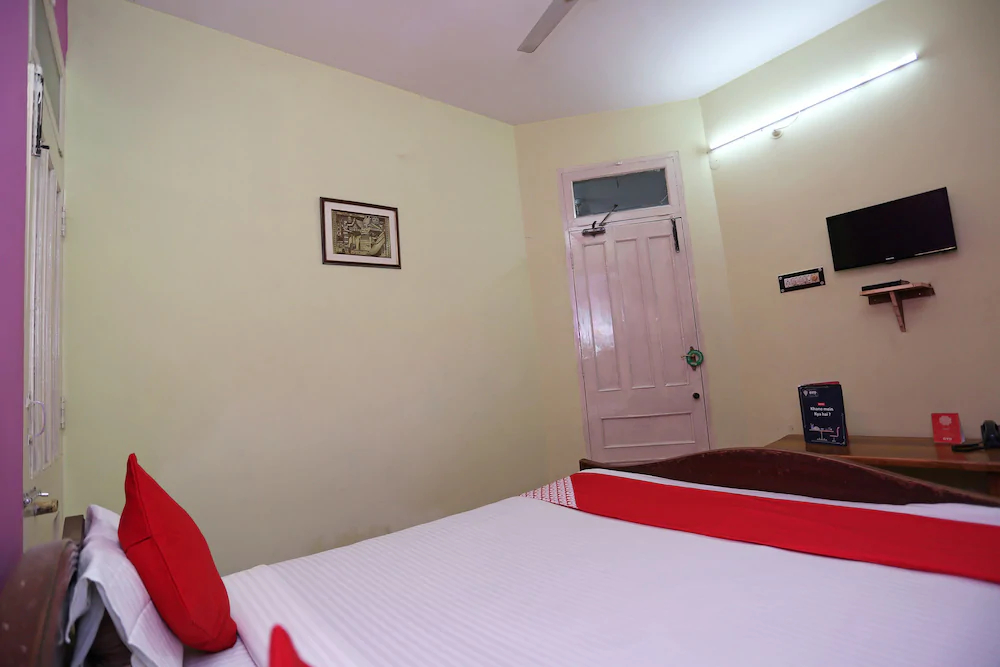 Hotel Royal Inn By OYO Rooms